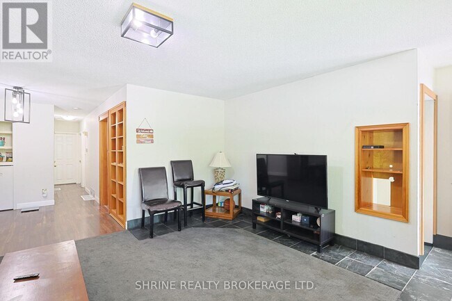 Building Photo - 743 Sevilla Park Pl
