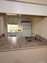 Building Photo - 718 Central Ave