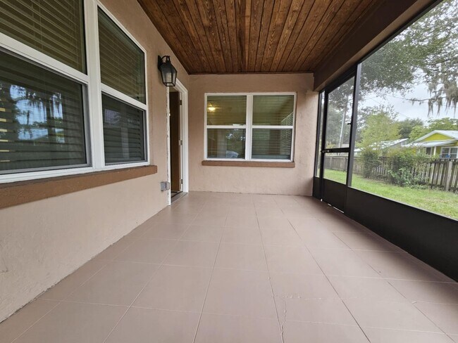 Foto del edificio - Beautiful 4/2 in Gainesville's Beldevere Area