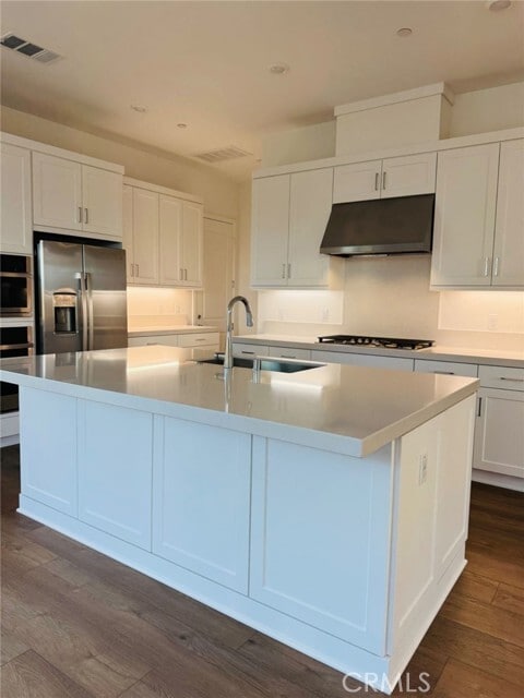 Building Photo - 245 Shoveler