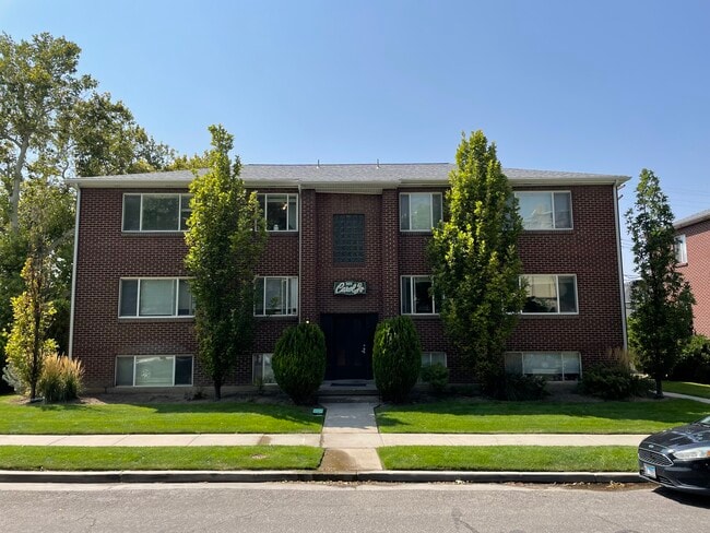 Building Photo - The Arches South Apartments