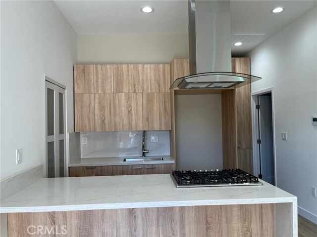 Foto del edificio - 566 Wamblee Ln