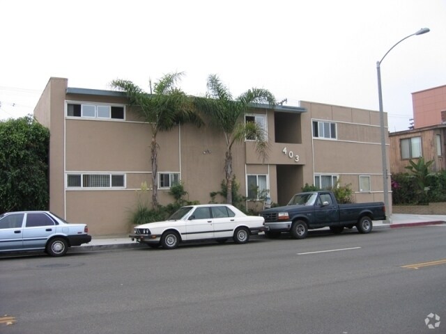 Foto del edificio - Balboa Boulevard Apartments