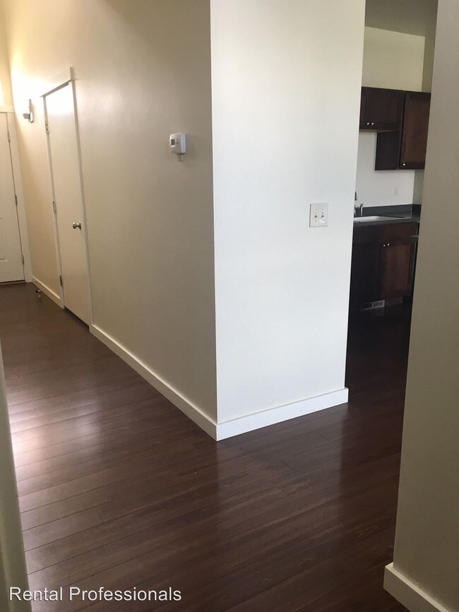 Building Photo - 2752 Catalyst St