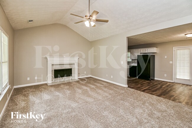 Building Photo - 838 E Marable St