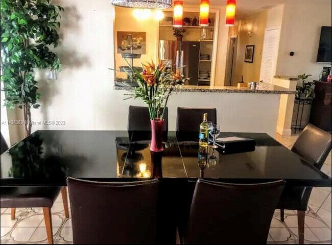 Foto del edificio - 9861 SW 13th Terrace