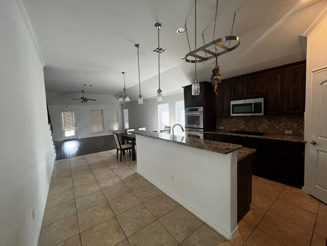 Foto del edificio - 1508 Pillar Bluff Way