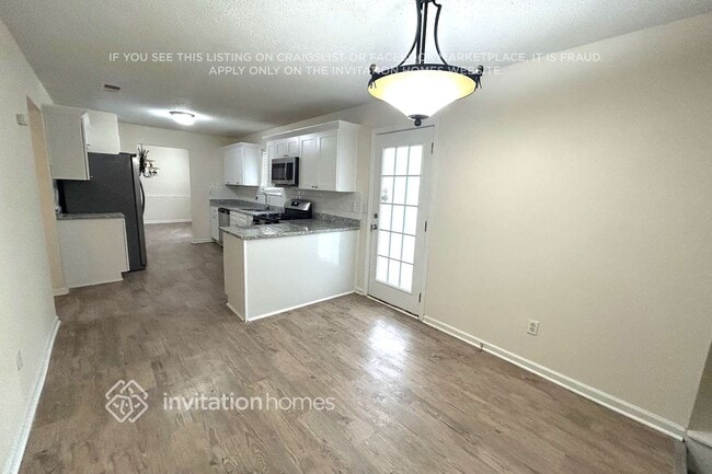 Foto del edificio - 2204 Eagles Nest Cir