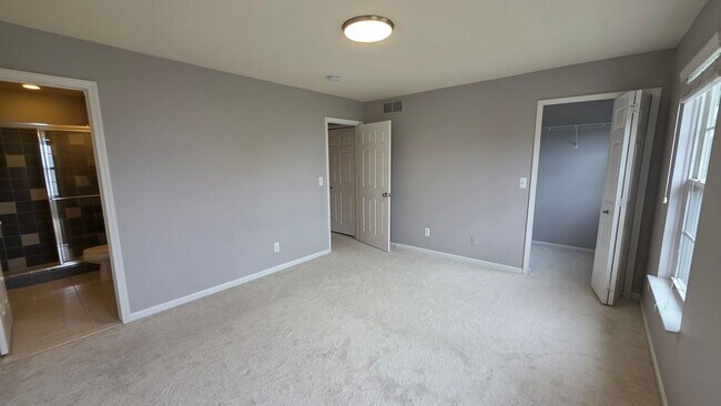 Foto del edificio - 1547 Cass Lake Rd