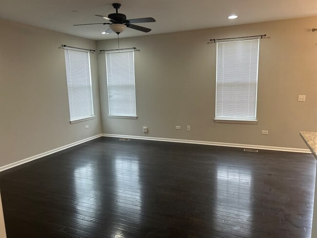 Building Photo - 2978 Henley Ln