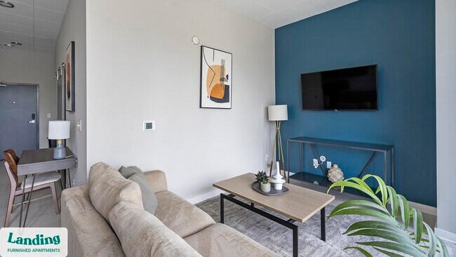 Building Photo - 600 19th St N