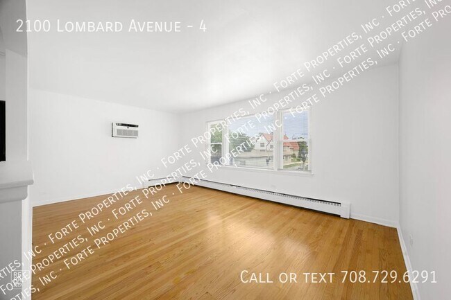 Building Photo - 2100 Lombard Ave