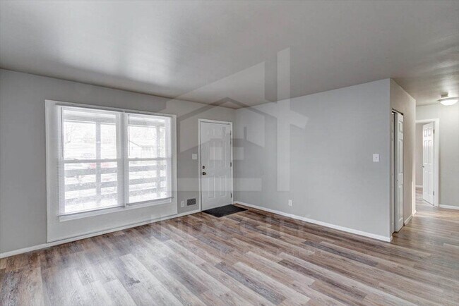 Foto del edificio - 750 S Dequincy St