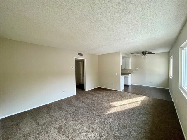 Foto del edificio - 1452 3rd St