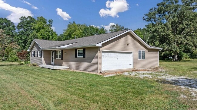 Building Photo - 5796 Beecher Rd