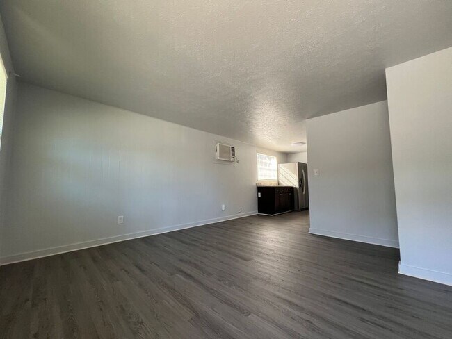 Foto del edificio - 9324 Eastfield Rd