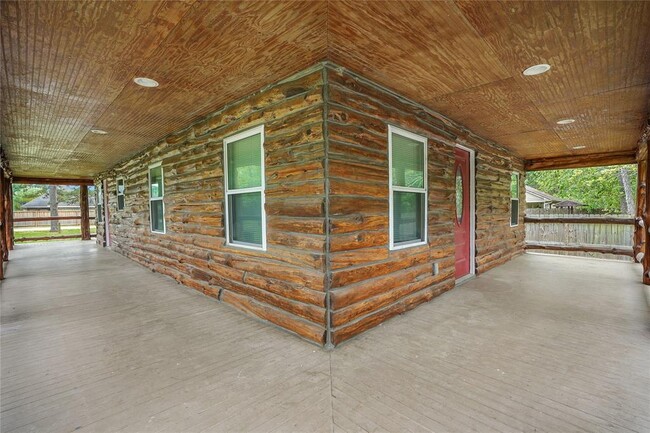 Building Photo - 310 Camp Lillie Rd