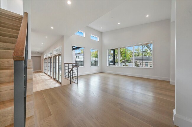 Foto del edificio - 603 E 26th St