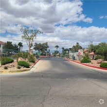 Building Photo - 636 Yacht Harbor Dr