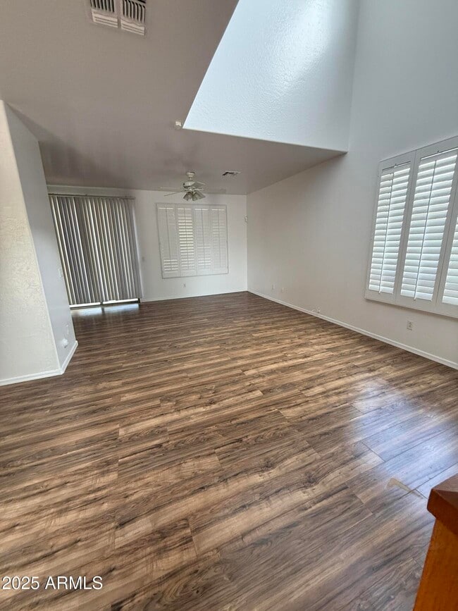 Building Photo - 16828 S Aqua Ct