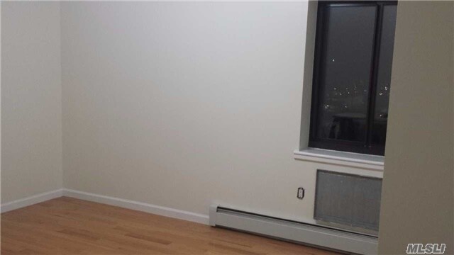 Foto del edificio - 17004 Henley Rd