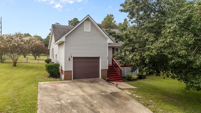 Building Photo - 39 Orrin Ct