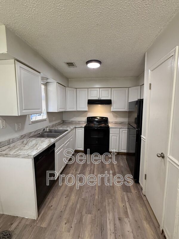 Foto del edificio - 1618 W Matthews Ave