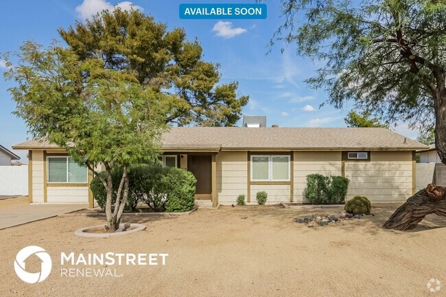 Building Photo - 2138 E Monte Cristo Ave