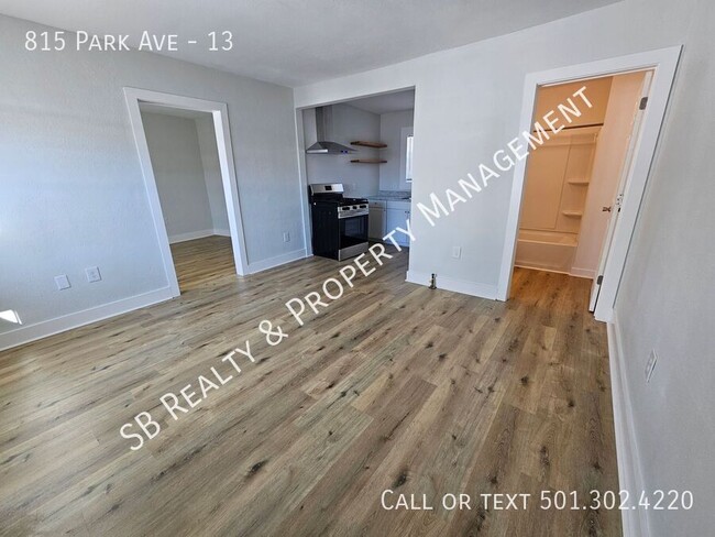 Building Photo - Cozy & Affordable 1-Bedroom Apartment in H...