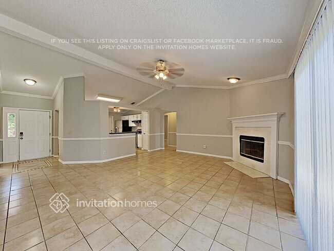 Foto del edificio - 2463 Twin Springs Dr N