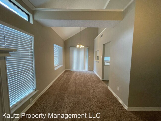 Building Photo - 3 br, 2 bath House - 7520 Down Hill Dr