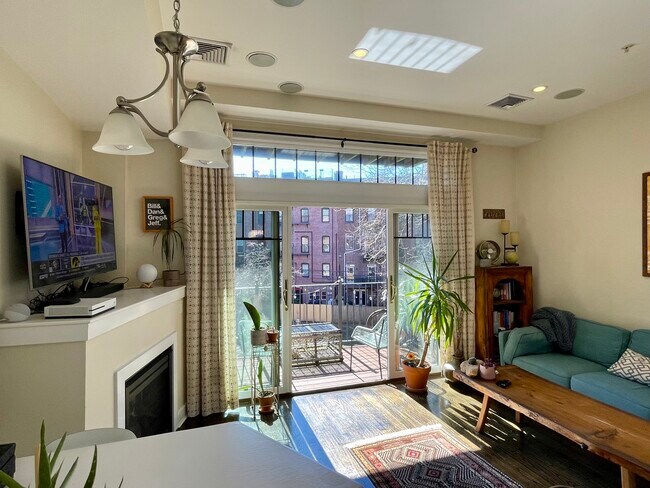 Foto del edificio - 410 Columbus Ave