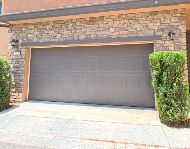 Foto del edificio - 5338 Mariner Ln
