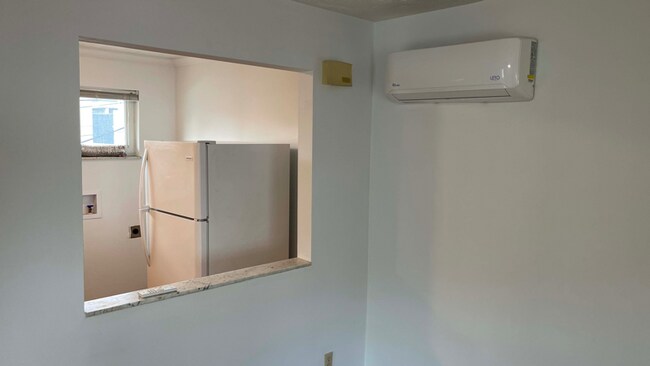 Foto del edificio - 737 10th Ave