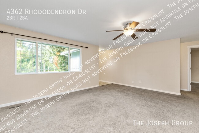 Foto del edificio - 4362 N Rhododendron Dr