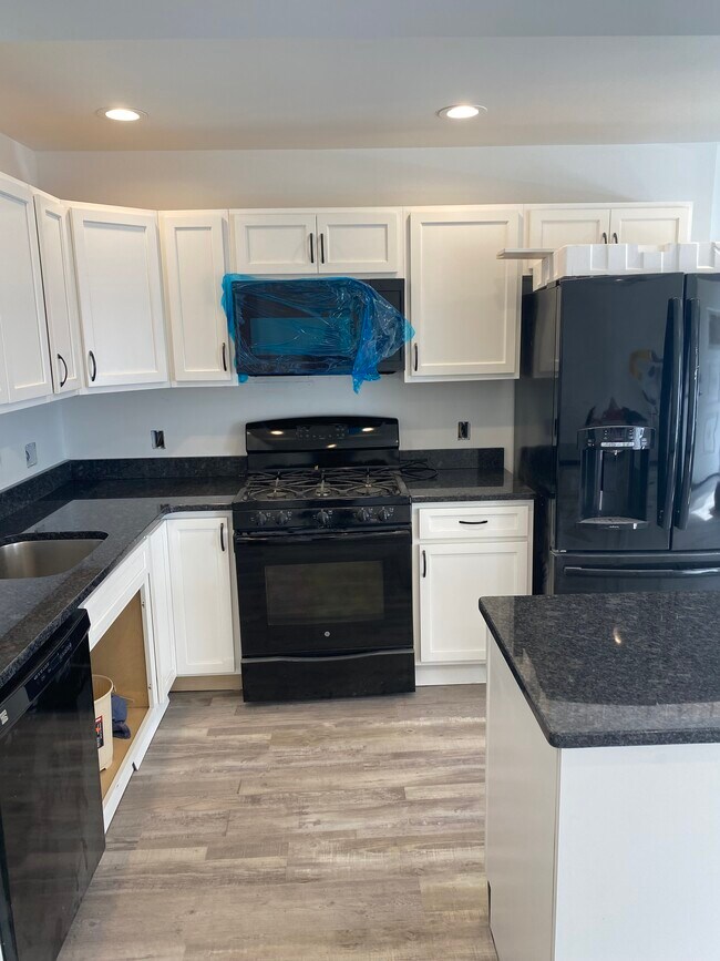 Building Photo - 10112 Verree Rd