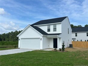 Building Photo - 826 Tori Dr