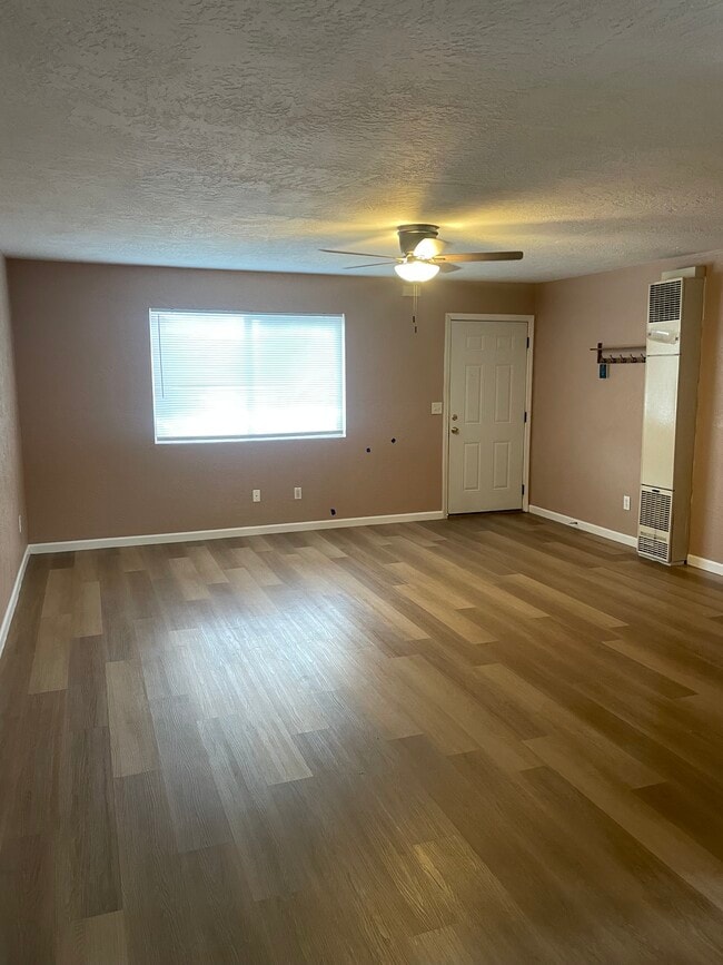 Foto del edificio - 722 Cedar St