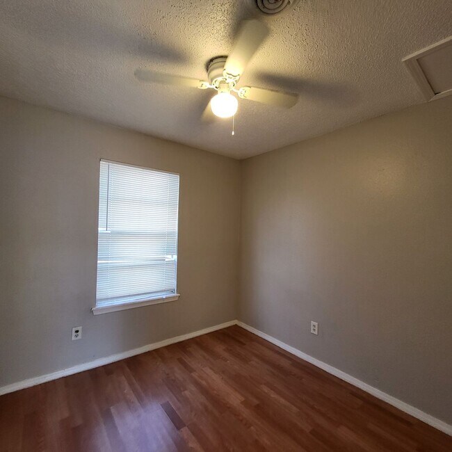 Foto del edificio - 206 N Mississippi St