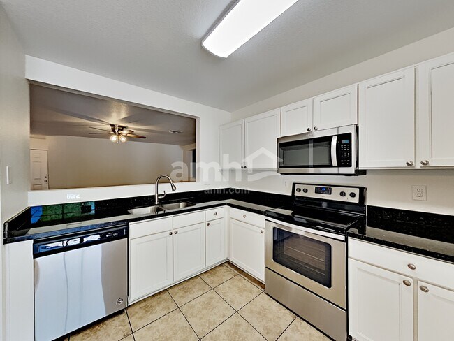 Building Photo - 3721 S Tambor