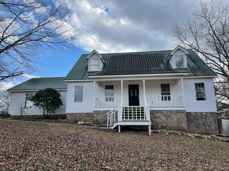 Foto principal - 3320 S Riverbend Rd