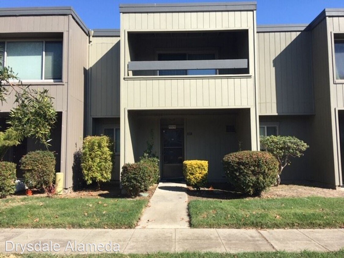 Primary Photo - 3 br, 1.5 bath House - 3521 Oleander