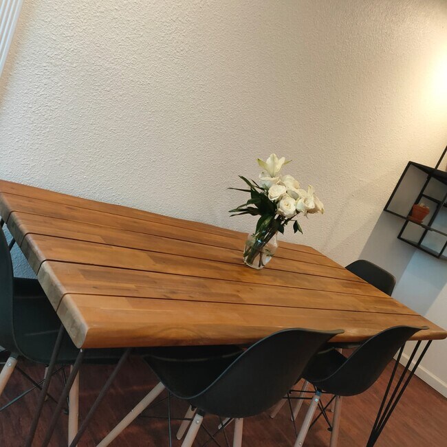 Foto del edificio - 507 Copperbush Ct