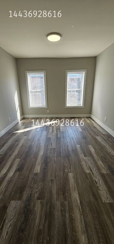 Building Photo - 528 N Belnord Ave