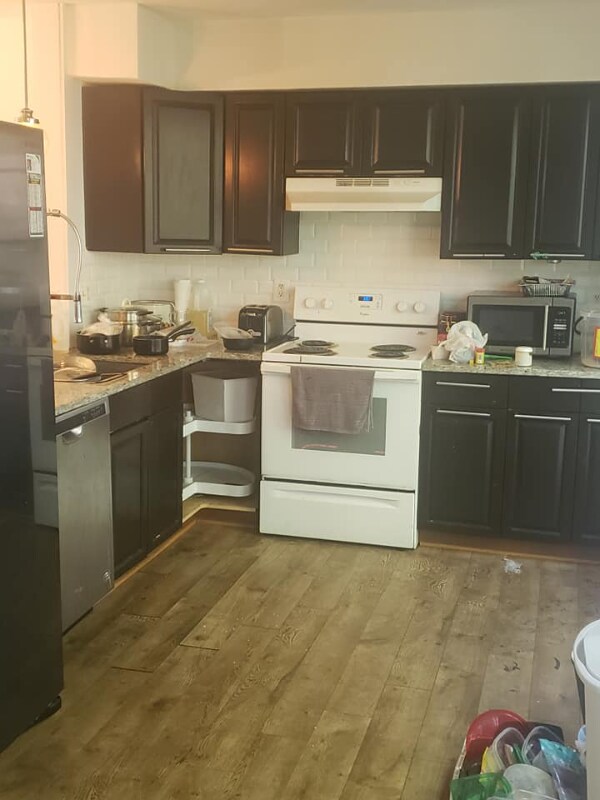 Foto del edificio - 7245 Morrison Dr