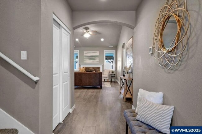 Building Photo - 2753 NW Dover Ave