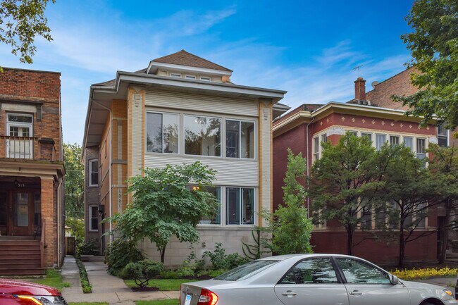 Foto del edificio - 1321 W Thorndale Ave