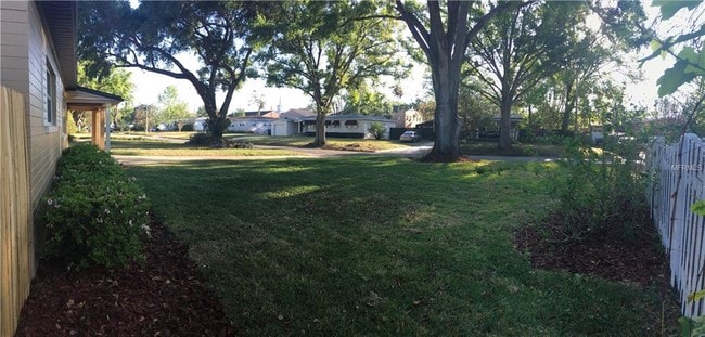 Photo - 700 Tam O Shanter Dr House