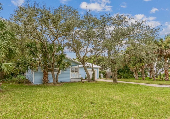 Building Photo - 5379 4th St