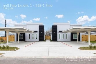 Building Photo - 448 Frio Ln